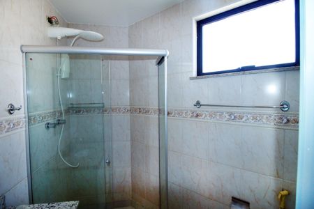 Apartamento à venda com 80m², 2 quartos e 1 vagaBanheiro da Suíte
