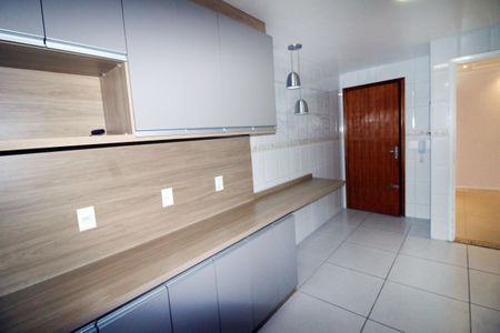 Apartamento à venda com 80m², 2 quartos e 1 vagaCozinha