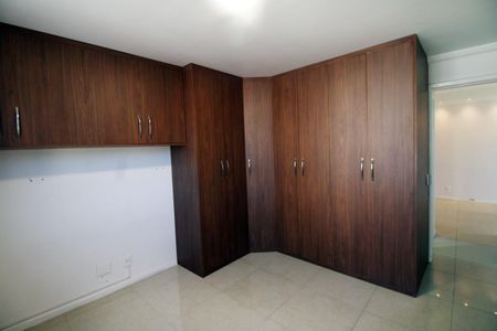 Apartamento à venda com 80m², 2 quartos e 1 vagaQuarto 1- Suíte