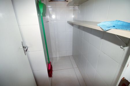 Apartamento à venda com 80m², 2 quartos e 1 vagaDispensa