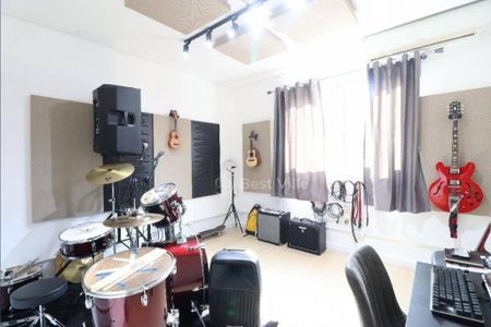 Casa à venda com 3 quartos, 300m² em Vila Anglo Brasileira, São Paulo