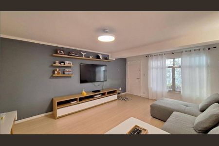 Casa à venda com 3 quartos, 300m² em Vila Anglo Brasileira, São Paulo