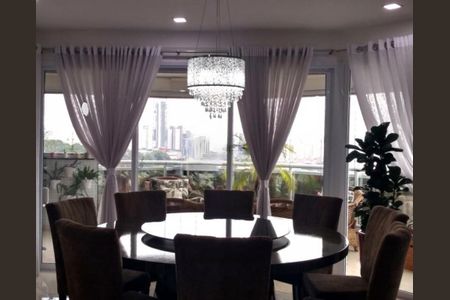 Apartamento à venda com 202m², 3 quartos e 4 vagas