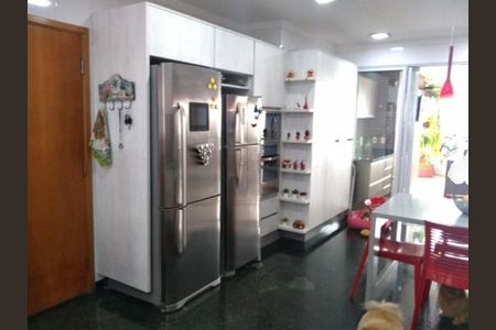 Apartamento à venda com 202m², 3 quartos e 4 vagas