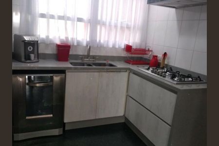 Apartamento à venda com 202m², 3 quartos e 4 vagas