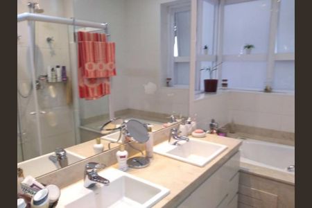 Apartamento à venda com 202m², 3 quartos e 4 vagas
