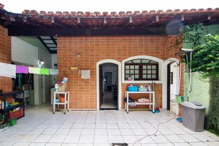 Casa de condomínio para alugar com 420m², 5 quartos e sem vaga Casa de condomínio para alugar com 420m², 5 quartos e sem vagaÁrea Externa