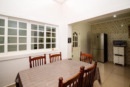 Casa de condomínio para alugar com 420m², 5 quartos e sem vaga Casa de condomínio para alugar com 420m², 5 quartos e sem vagaÁrea de Jantar Cozinha