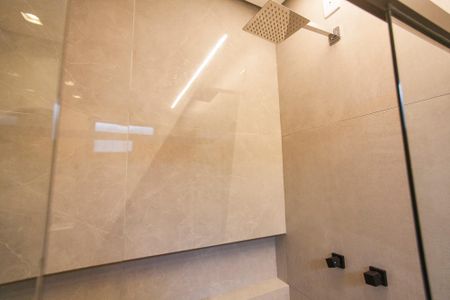 Casa para alugar com 150m², 3 quartos e 4 vagas Casa para alugar com 150m², 3 quartos e 4 vagasBanheiro da Suite 1