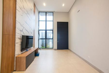 Casa para alugar com 150m², 3 quartos e 4 vagas Casa para alugar com 150m², 3 quartos e 4 vagasSala