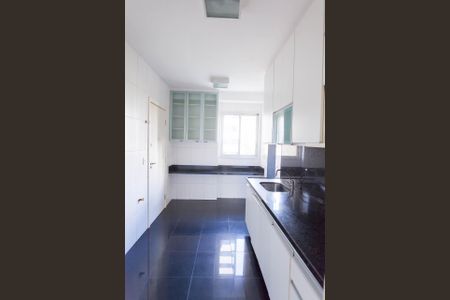 Apartamento à venda com 144m², 4 quartos e 3 vagas Apartamento à venda com 144m², 4 quartos e 3 vagasCozinha