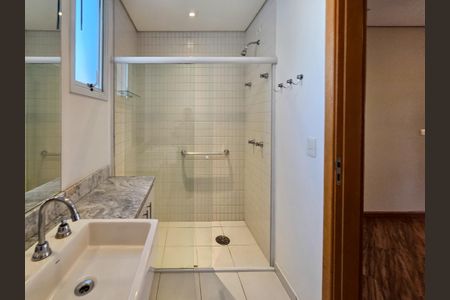 Apartamento à venda com 90m², 2 quartos e 2 vagasBanheiro da Suíte
