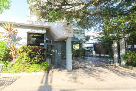 Apartamento à venda com 332m², 5 quartos e 1 vaga Apartamento à venda com 332m², 5 quartos e 1 vagaFachada