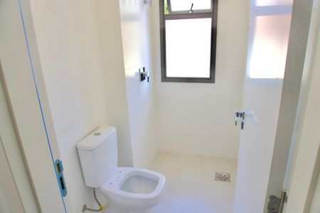 Apartamento para alugar com 139m², 4 quartos e 3 vagas Apartamento para alugar com 139m², 4 quartos e 3 vagasMeia-Suíte 2 - Banheiro
