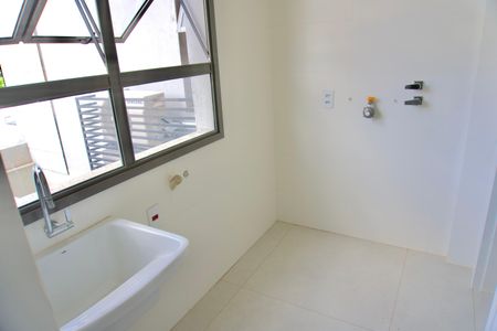 Apartamento para alugar com 139m², 4 quartos e 3 vagas Apartamento para alugar com 139m², 4 quartos e 3 vagasÁrea de Serviço