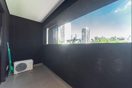 Studio para alugar com 25m², 1 quarto e sem vaga Studio para alugar com 25m², 1 quarto e sem vagaVaranda