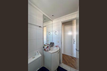 Apartamento à venda com 70m², 3 quartos e 2 vagasBanheiro da Suíte