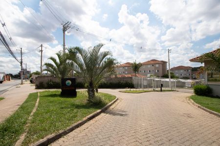 Apartamento para alugar com 45m², 2 quartos e 1 vaga Apartamento para alugar com 45m², 2 quartos e 1 vagaFachada