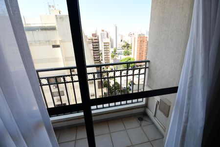 Sala - Sacada de apartamento para alugar com 1 quarto, 53m² em Cambuí, Campinas