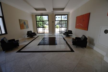 Apartamento para alugar com 53m², 1 quarto e 2 vagasHall social