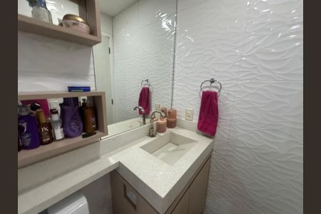 Apartamento para alugar com 53m², 2 quartos e 1 vagaBanheiro