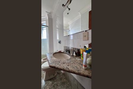 Apartamento à venda com 105m², 3 quartos e 2 vagasbanho