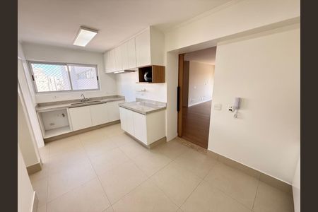Apartamento à venda com 250m², 3 quartos e 2 vagas Apartamento à venda com 250m², 3 quartos e 2 vagasFoto 27
