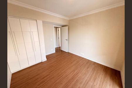 Apartamento à venda com 250m², 3 quartos e 2 vagas Apartamento à venda com 250m², 3 quartos e 2 vagasFoto 16