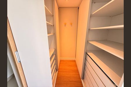 Apartamento à venda com 250m², 3 quartos e 2 vagas Apartamento à venda com 250m², 3 quartos e 2 vagasFoto 21