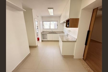 Apartamento à venda com 250m², 3 quartos e 2 vagas Apartamento à venda com 250m², 3 quartos e 2 vagasFoto 29