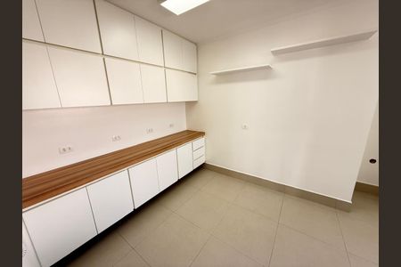 Apartamento à venda com 250m², 3 quartos e 2 vagas Apartamento à venda com 250m², 3 quartos e 2 vagasFoto 28