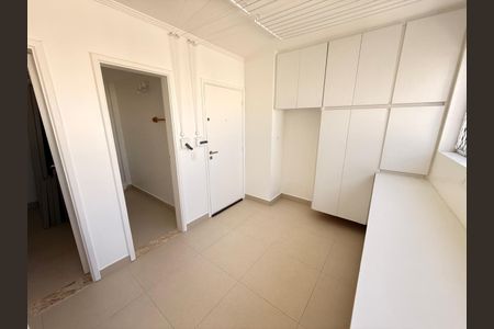 Apartamento à venda com 250m², 3 quartos e 2 vagas Apartamento à venda com 250m², 3 quartos e 2 vagasFoto 33