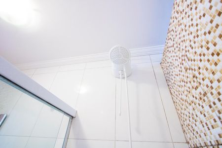 Apartamento à venda com 97m², 3 quartos e 2 vagasBanheiro do quarto 2