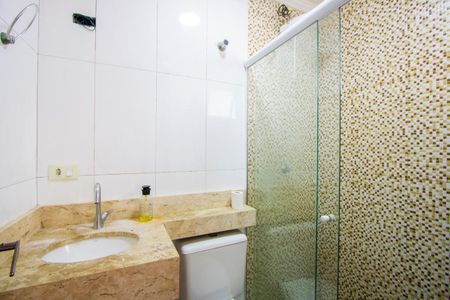 Apartamento à venda com 97m², 3 quartos e 2 vagasBanheiro do quarto 1