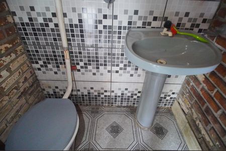 Casa à venda com 170m², 1 quarto e sem vagaLavabo