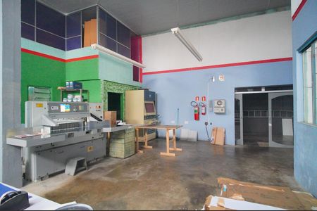 Casa à venda com 170m², 1 quarto e sem vagaSala/Quarto