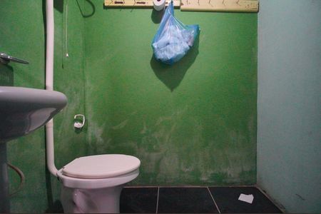 Banheiro de casa à venda com 1 quarto, 170m² em Campina, São Leopoldo