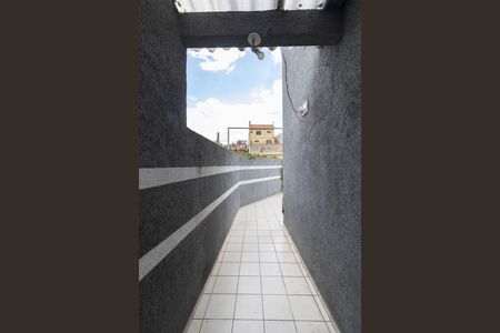 Casa à venda com 98m², 2 quartos e 2 vagas Casa à venda com 98m², 2 quartos e 2 vagasCorredor