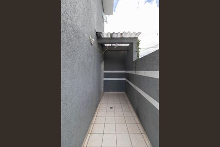 Casa à venda com 98m², 2 quartos e 2 vagas Casa à venda com 98m², 2 quartos e 2 vagasCorredor