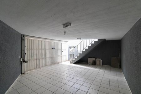 Casa à venda com 98m², 2 quartos e 2 vagas Casa à venda com 98m², 2 quartos e 2 vagasGaragem