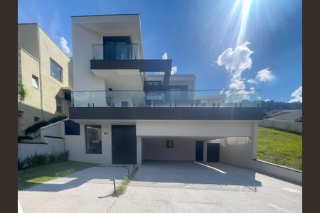 Casa de condomínio à venda com 477m², 5 quartos e 4 vagasFoto 02