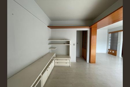 Apartamento à venda com 76m², 1 quarto e 1 vaga