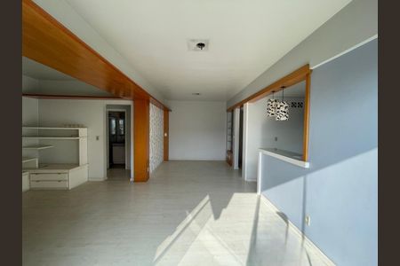 Apartamento à venda com 76m², 1 quarto e 1 vaga