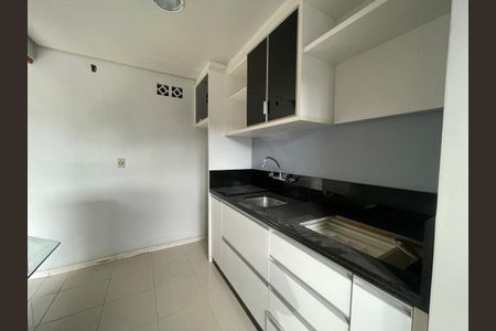 Apartamento à venda com 76m², 1 quarto e 1 vaga