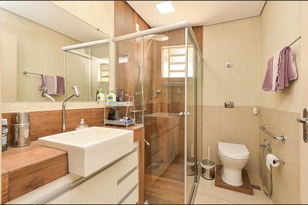 Apartamento à venda com 190m², 4 quartos e 2 vagasBanheiro Suíte 1