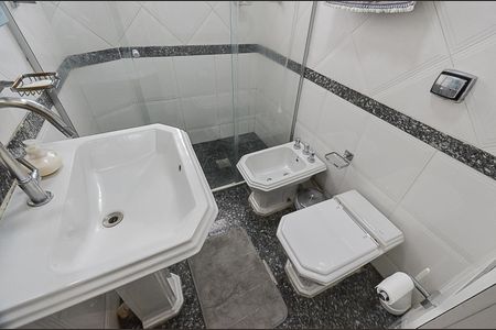 Apartamento à venda com 190m², 4 quartos e 2 vagasBanheiro Social
