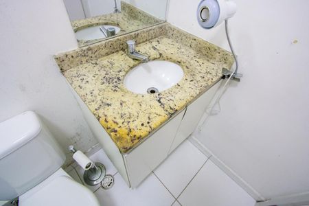 Apartamento à venda com 69m², 3 quartos e 2 vagasBanheiro social