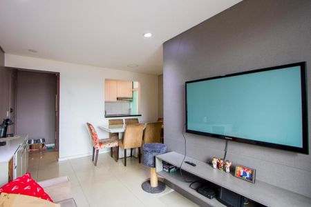 Sala de apartamento à venda com 3 quartos, 69m² em Vila Humaita, Santo André