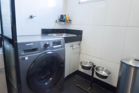 Apartamento à venda com 75m², 3 quartos e 1 vagaÁrea de Serviço