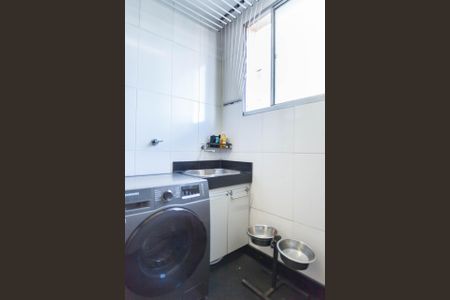 Apartamento à venda com 75m², 3 quartos e 1 vagaÁrea de Serviço